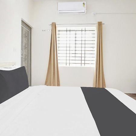 Hotel O Sri Manjunatha Deluxe Suites Bangalore Eksteriør bilde