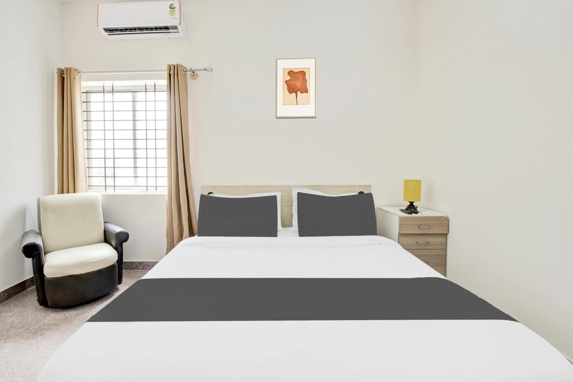 Hotel O Sri Manjunatha Deluxe Suites Bangalore Eksteriør bilde