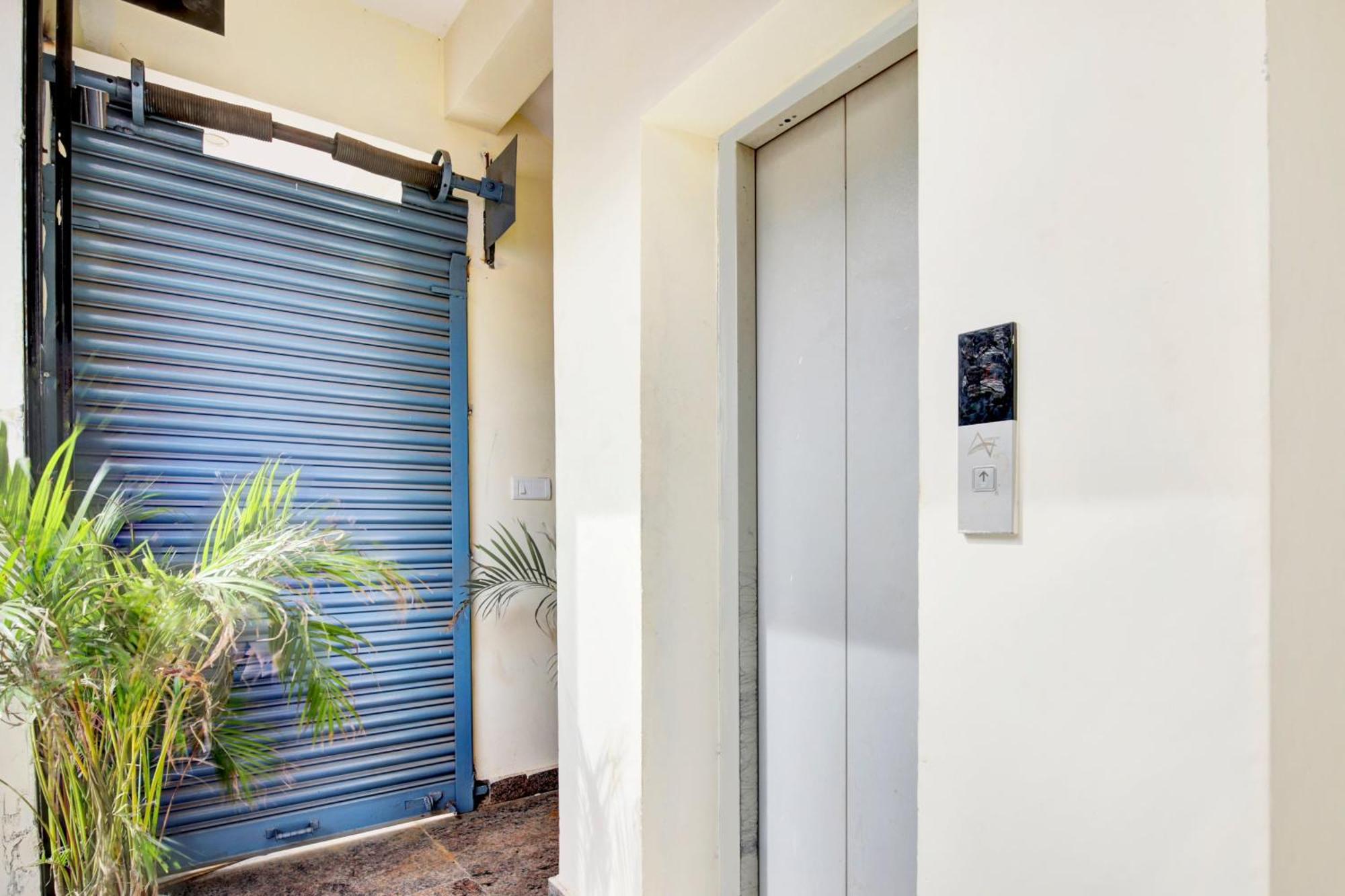 Hotel O Sri Manjunatha Deluxe Suites Bangalore Eksteriør bilde